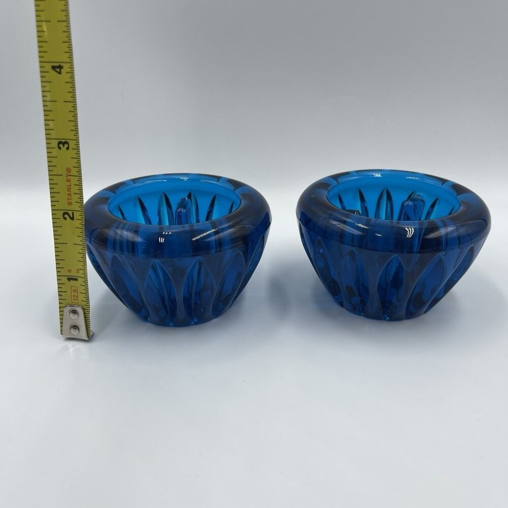 Stunning Pair Viking Glass Blue Diamond Ribbed Candleholders Vintage - Picture 16 of 16